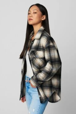 Blank NYC Checked Out Shacket -Blank NYC Shop 01gl6081 checked out 3