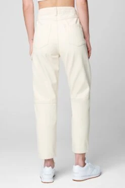 Blank NYC The Baxter In Naturale Pant 9 Blank NYC The Baxter In Naturale Pant -Blank NYC Shop 01us3419 naturale 4