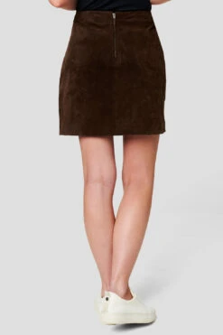 Blank NYC Chocolate Souffle Skirt -Blank NYC Shop 73k 0530 chocolate souffle 4